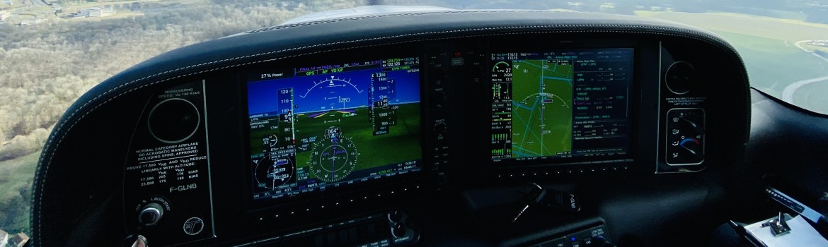glass-cockpit-avion-cirrus
